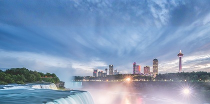 Canada Niagara Falls dusk
