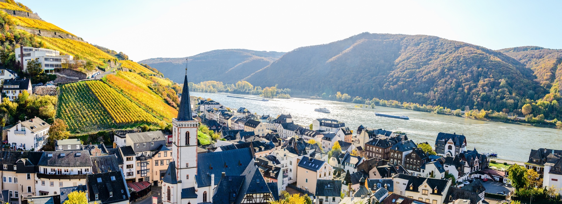 Hero Rudesheim shutterstock 1855958182